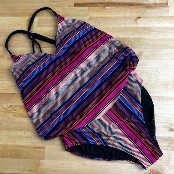 NEW Athleta Capri Stripe Blousy One Piece Swimsuit Adjustable Straps Size 32 B/C - Picture 1 of 10